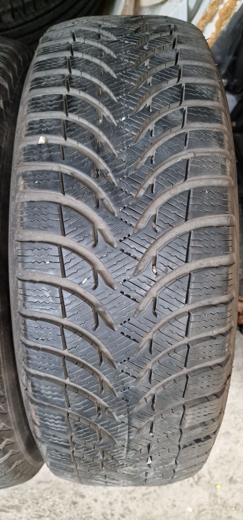205/60/16 Michelin Alpin A4 MO