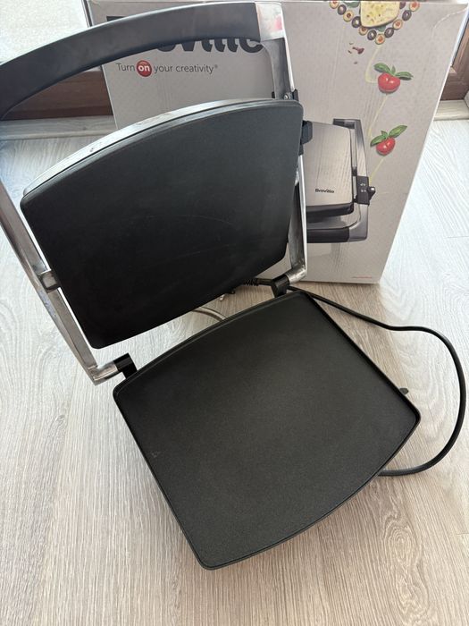 Aparat sandwich Breville