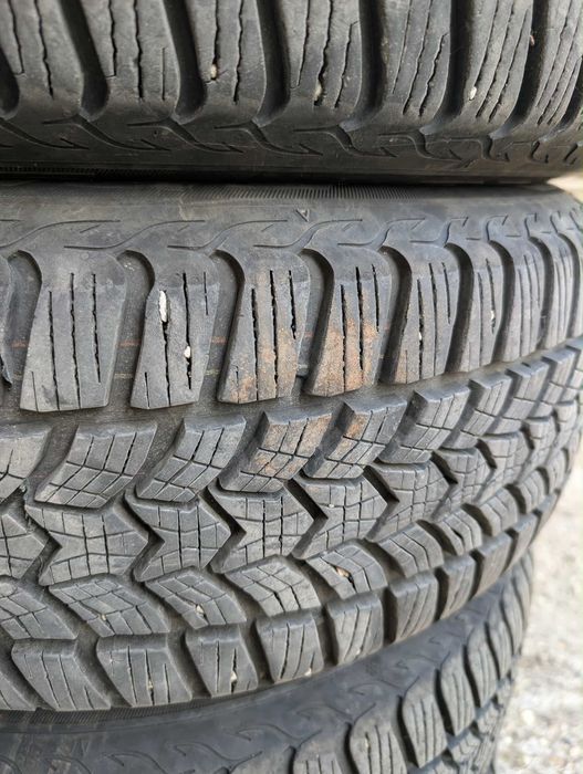 джанти със зимни гуми 16 цола от Honda FR-V