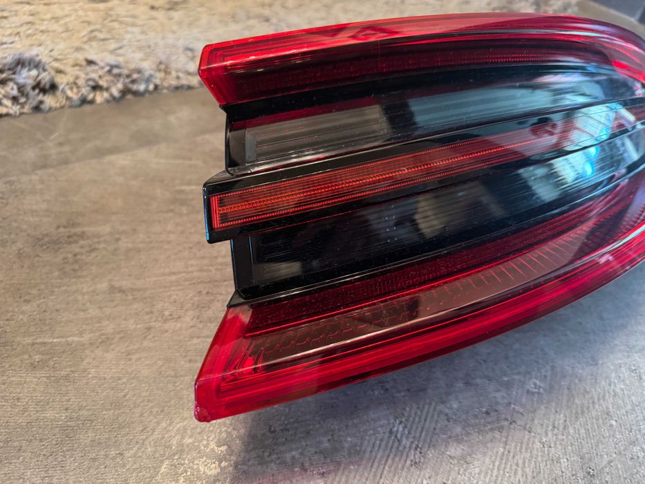 Заден стоп за Порше Макан/Porsche Macan 95B - десен - EU