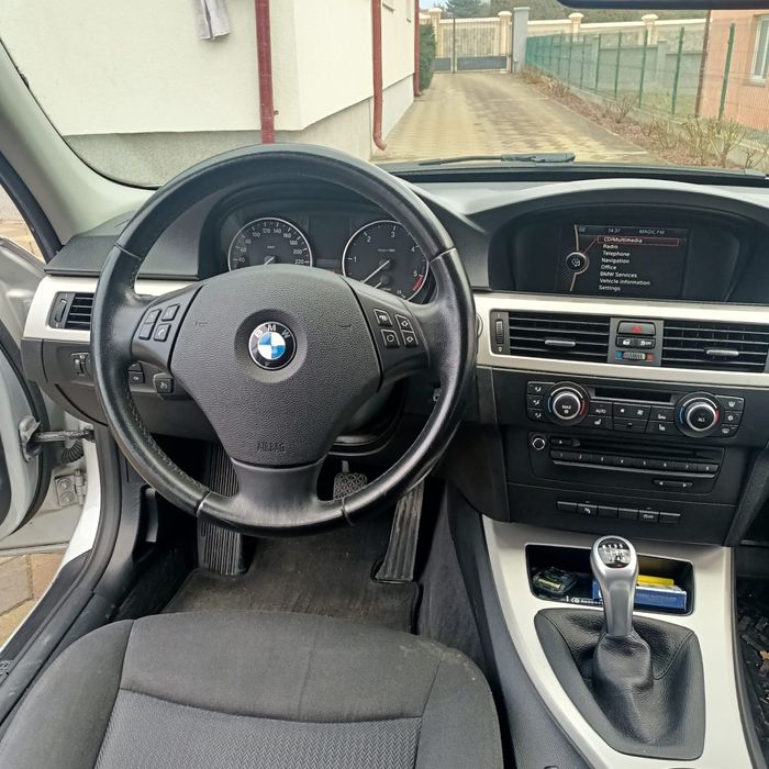 Bmw 318 d  2011 Euro 5