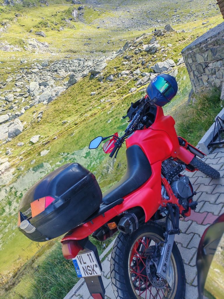 Honda dominator 650