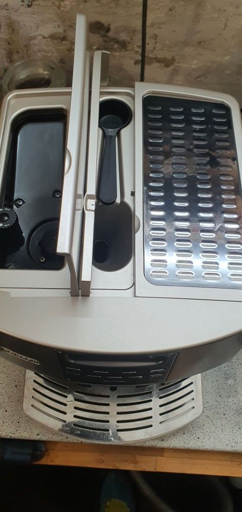 Delonghi Magnifica Cappuccino