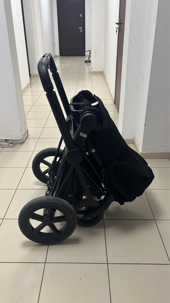 Продается Cybex Priam