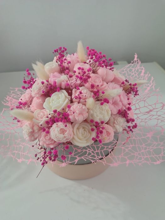 Fac la comanda aranjamente parfumate din ceară de soia