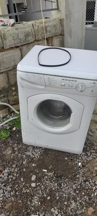 Електродвигател за пералня Ariston