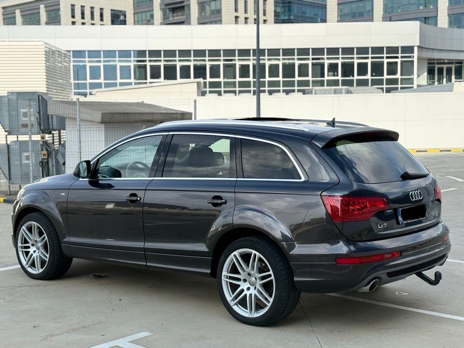 Audi Q7 S-line Facelift /Proprietar /Autoutilitara impozit redus!
