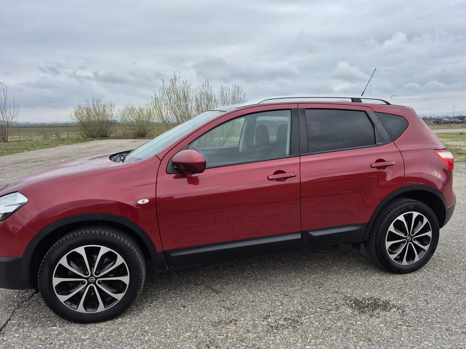 Nissan Qashqai 1.6 diesel 2013 ,consum mic ,camere 360, Deosebită!!!