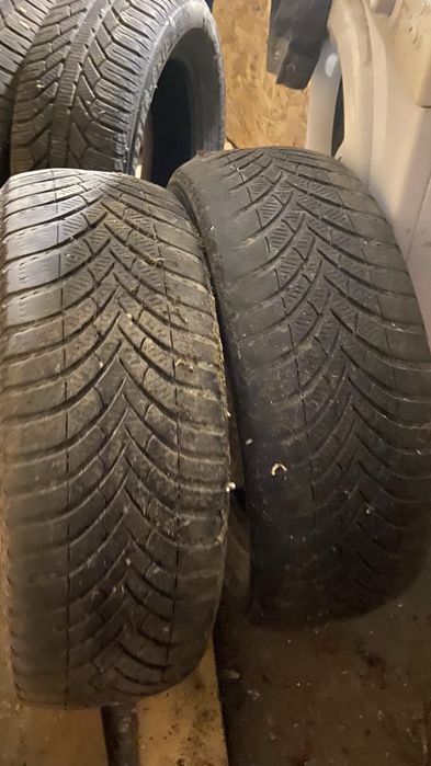 Vind sau schimb cu 205/55 R16