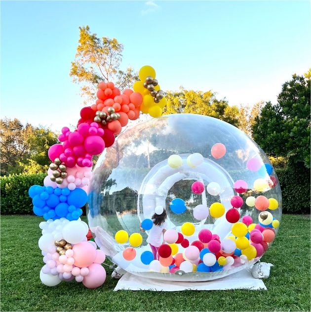 Bubble house gonflabil baloane
