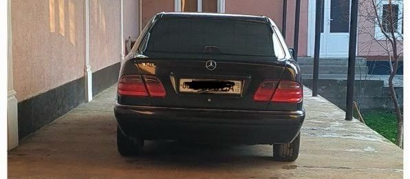 mercedes  E280 w210 motor 104 2.8l