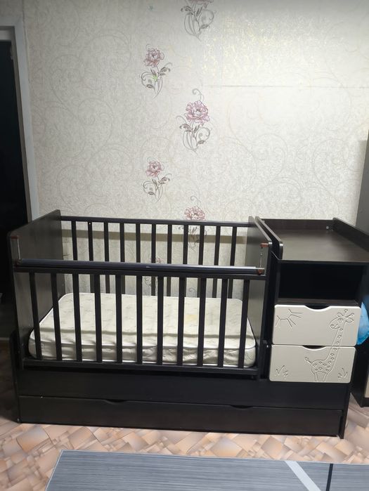 Продам манеж трансформер