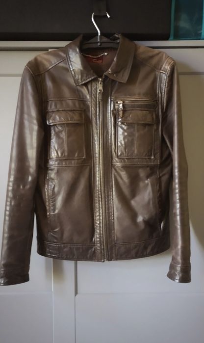 Jachete de piele Zara