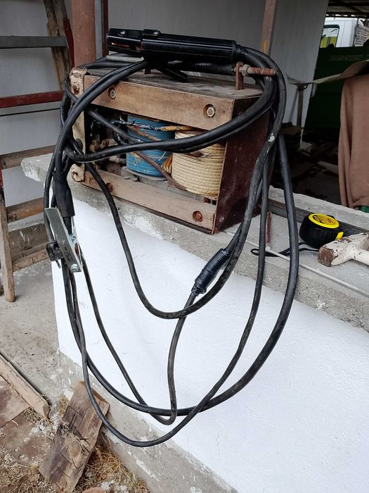 Продавам електрожен