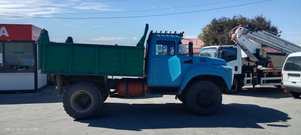 Зил 130 сотилади 1990 йил