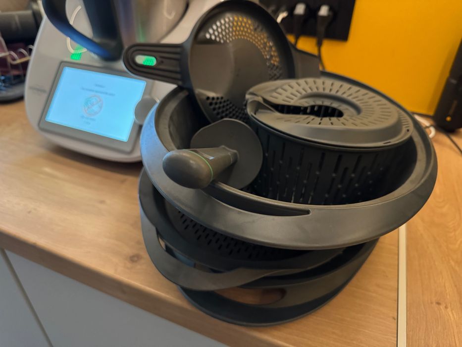 Thermomix TM6 aproape nou, ideal acasă și pentru HoReCa