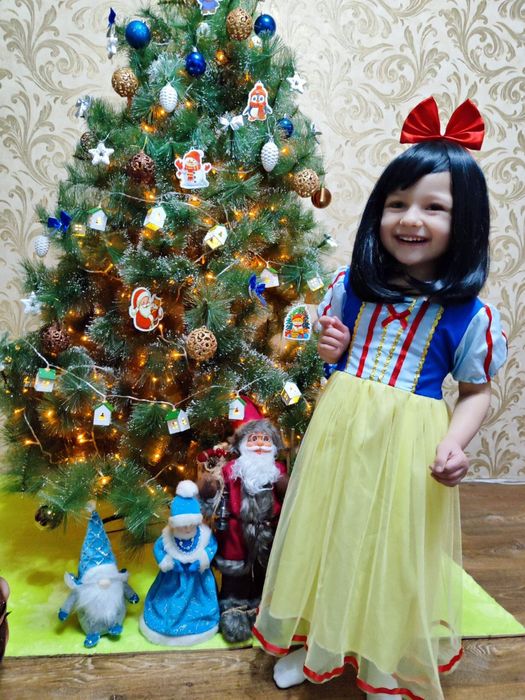 Карнавальный новогодний костюм Белоснежки