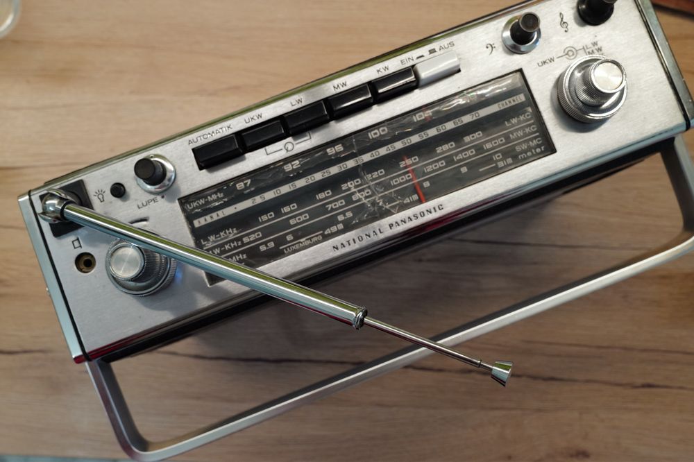 Radio National Panasonic RF- 895L stare perfecta de functionare 1968