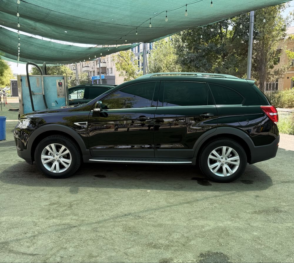 Chevrolet Captiva 4 Qora 2018 Toza