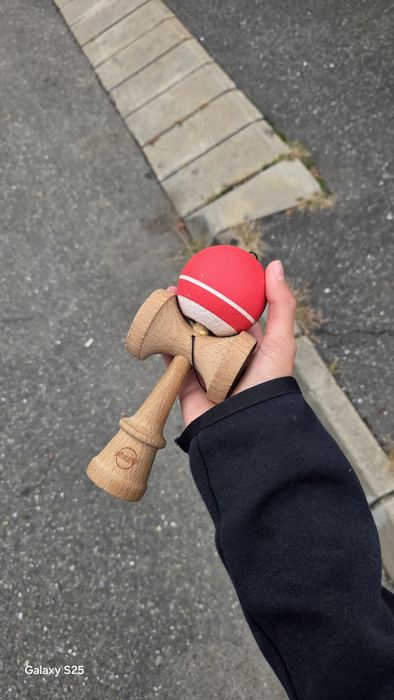 Kendama sweets broken shape tracker