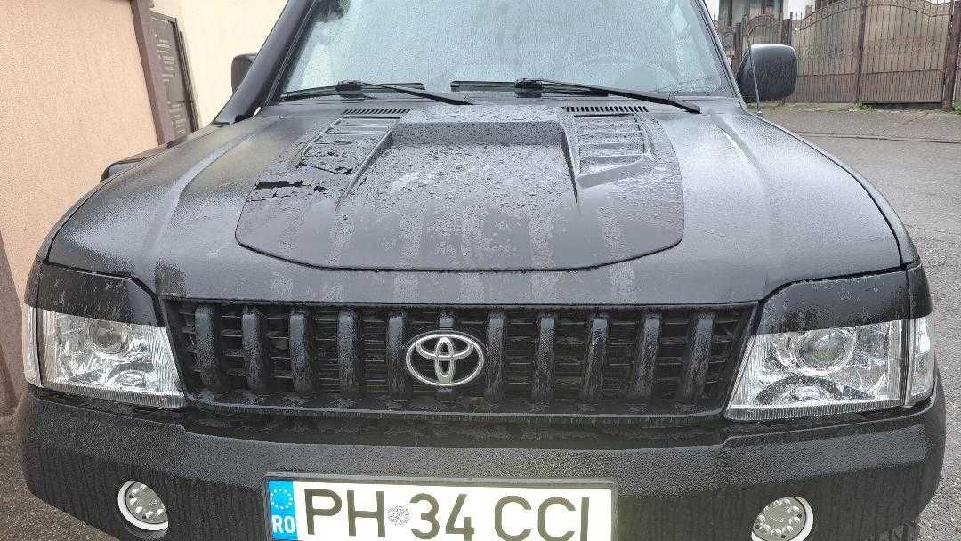 Toyota Land Cruiser,AUTOUTILITARA,restaurata in totalitate