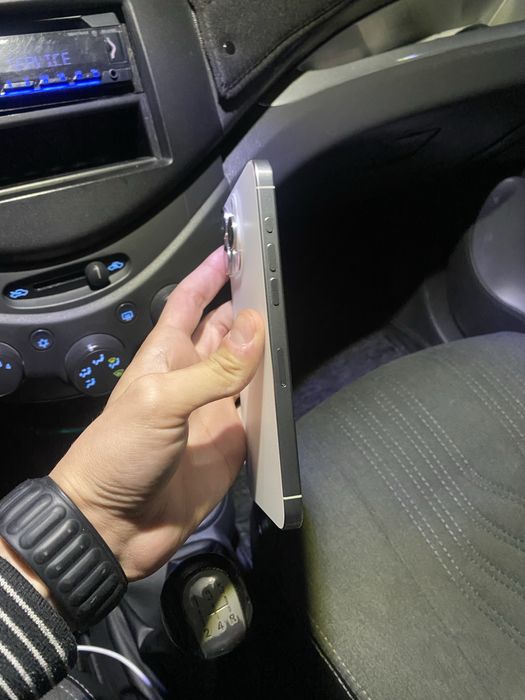 Iphone 15pro max 256gb 90% yomks white