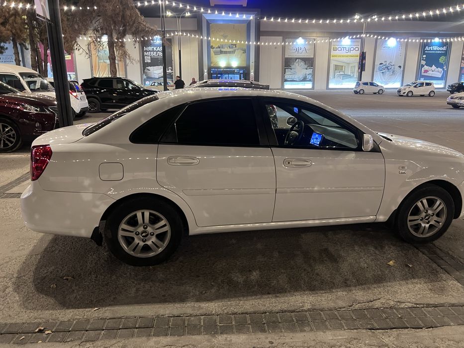 Lacetti 1.8 2010 yil srochna