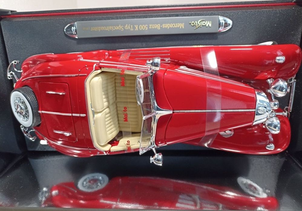 Mercedes Benz 500K
Scara 1:18
Maisto 

Pozele reflectă realitatea. Se