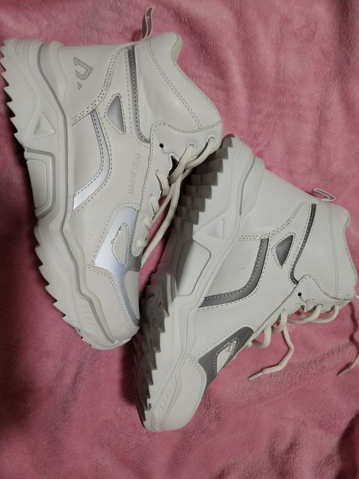 Krasoffka jenskiy fosforli