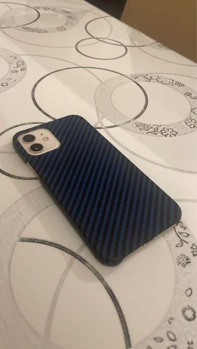 Айфон 12 в хорошем состоянии