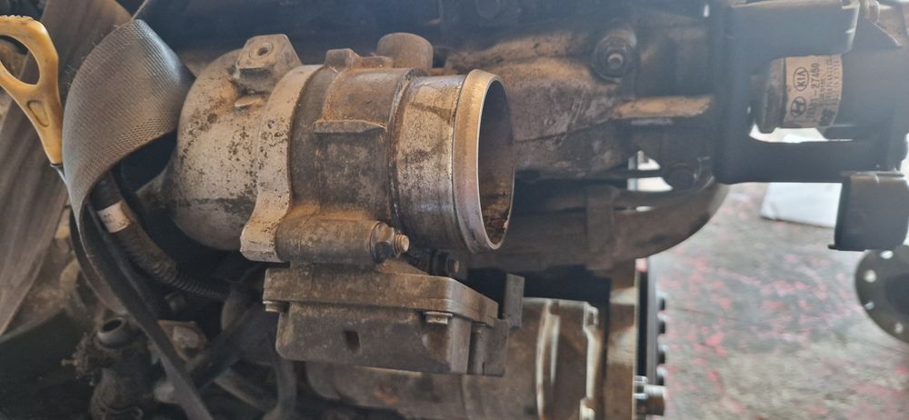 Vând clapeta acceleratie santa fe 2.2