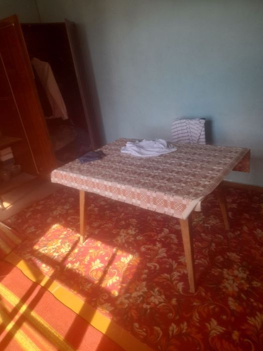 Хасанбой. Алфраганус. Олдида