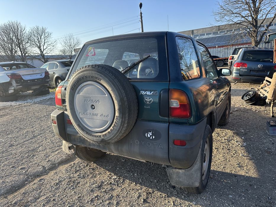 Toyota Rav4 на части