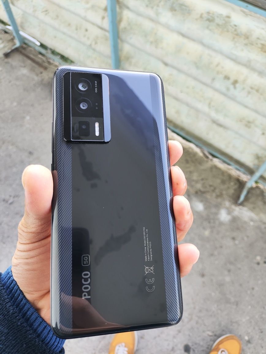 Poco f5 pro 12/512Gb