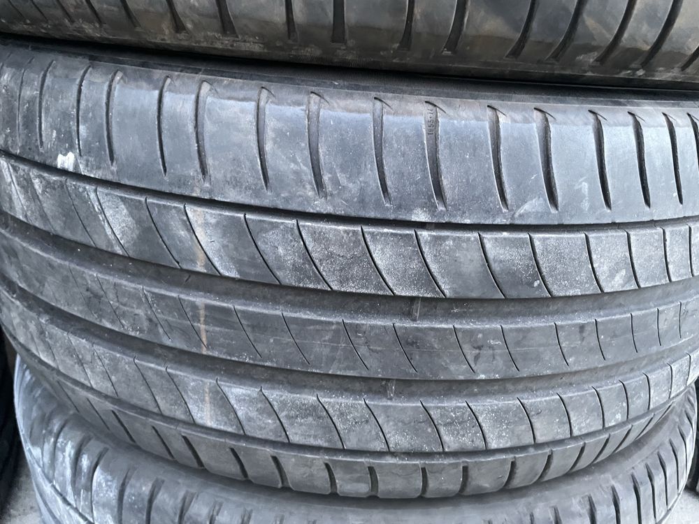 Продам шины 245/45 R18 покрышки резина колеса