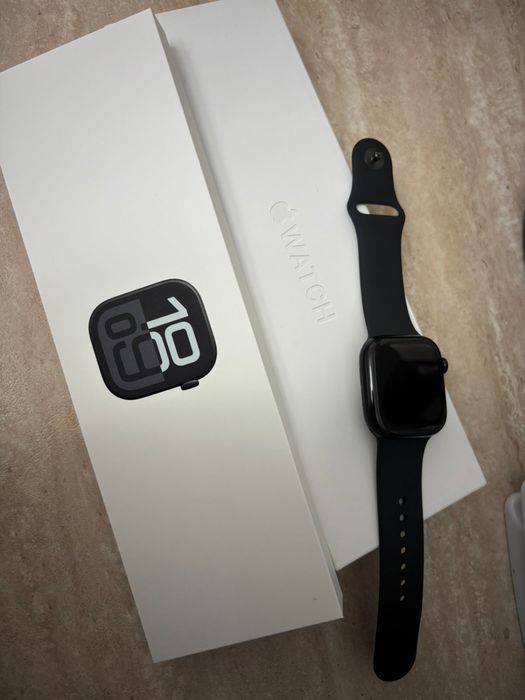 Apple Watch series 10 42mm 64gb в идеальном состояний