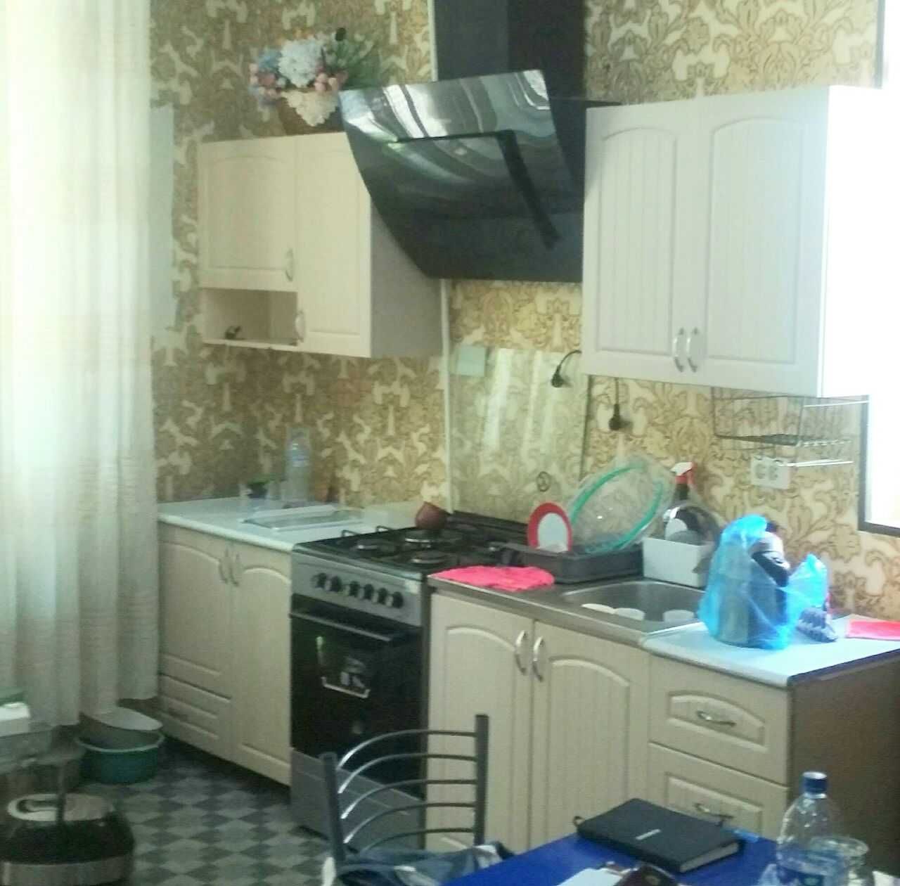 Файзли Ховли сотилади  5 сотик 3 хона + Холл Улугбек пос. Сув буйи