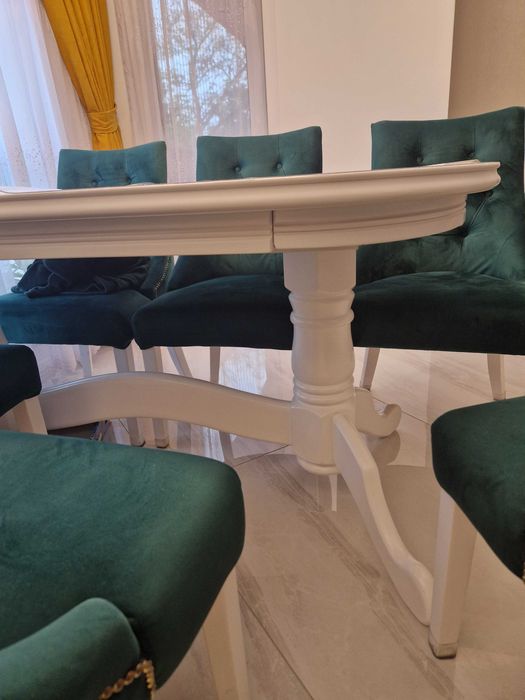 Set masa cu scaune din lemn masiv