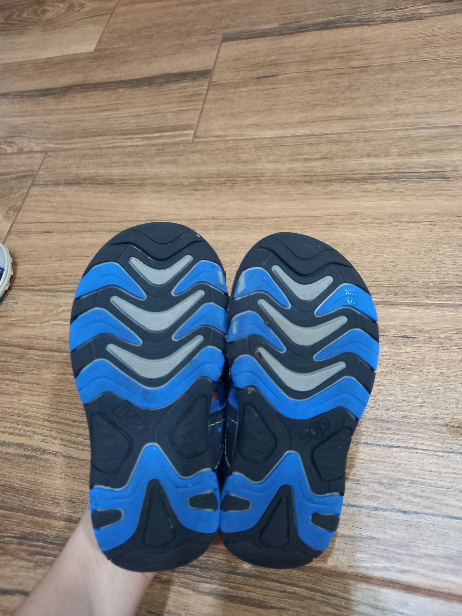 Vand sandale colorate marimea 24