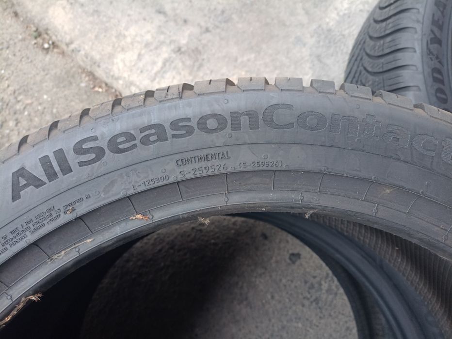 4 anvelope AllSeason 235/45 R20 2xContinental 2xGoodyear