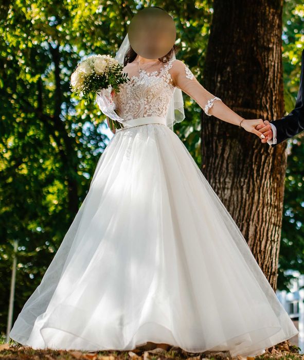 Vand rochie de mireasa