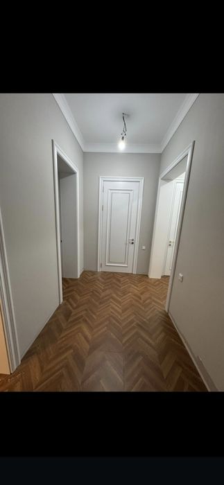 Установка межкомнатных дверей