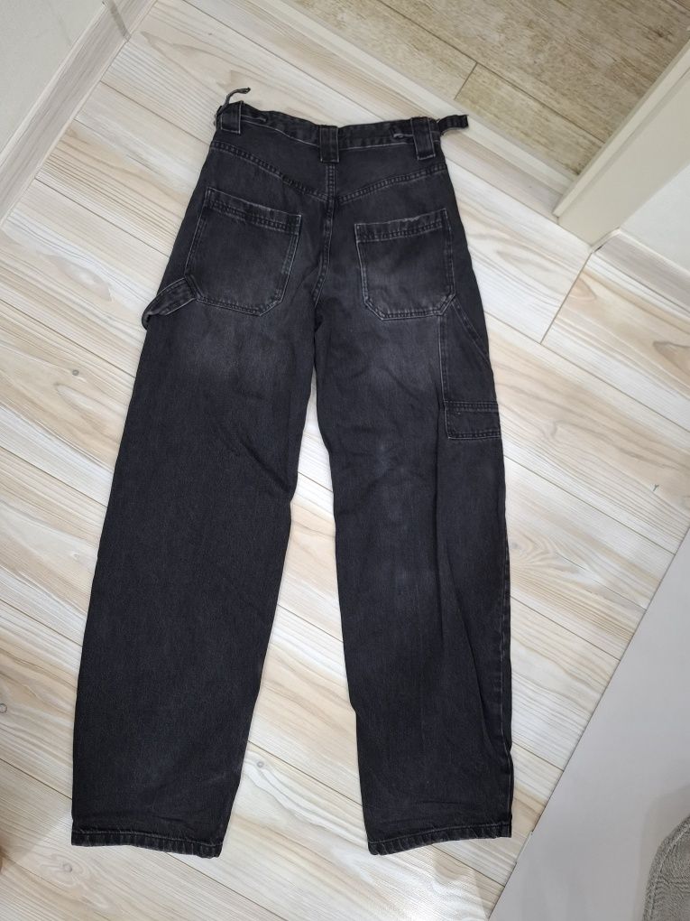 Джинсы baggy Stradivarius