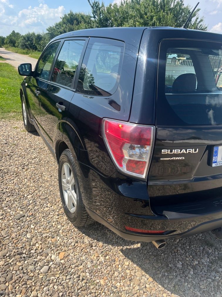 "Subaru Forester"