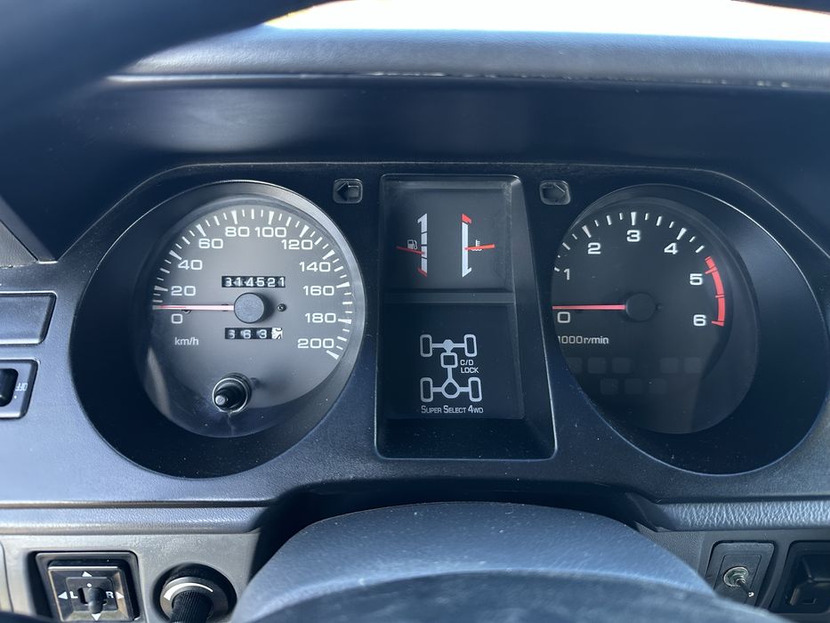 Mitsubishi Pajero 2.5 SuperSelect