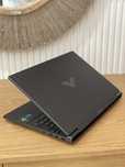 Продавам геймърски лаптоп HP Victus 15 със i5‑13500H, 4060 и 32gb ram