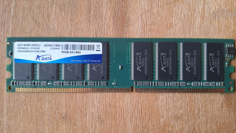 Продавам RAM памет за компютър