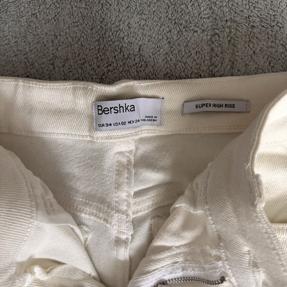 Дамски панталони - ZARA, Bershka, Stradivarius