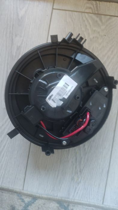 Моторчик печки Ауди А6 С6 Пассат б6