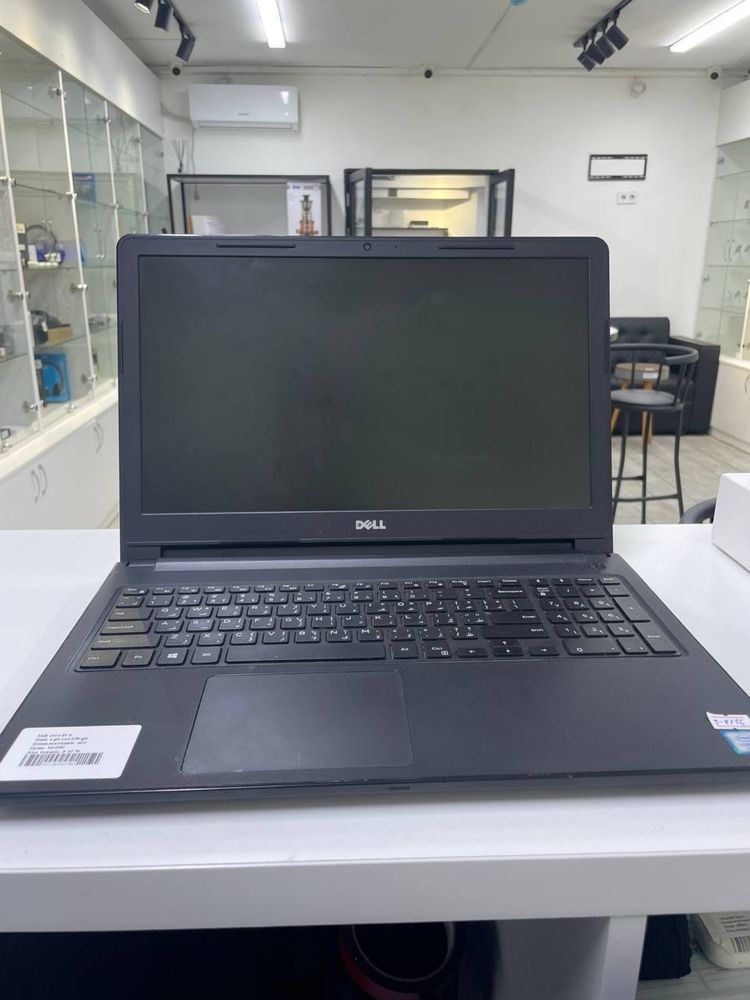 Dell core i3-6 Ram 4 gb ssd 256 gb